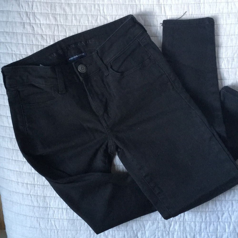 American Eagle Next Level Stretch Black Skinnies